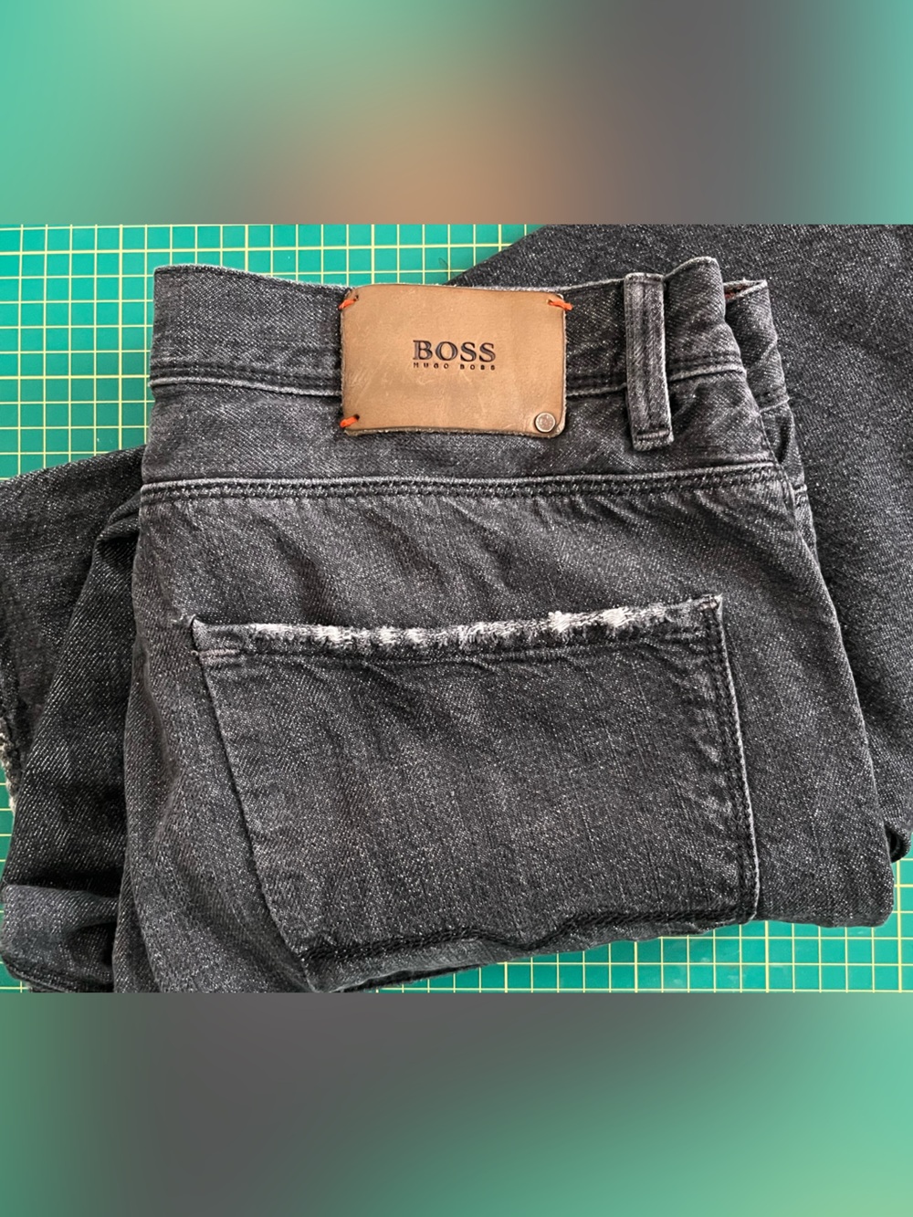 Hugo Boss Men’s Washed Black Straight Jeans